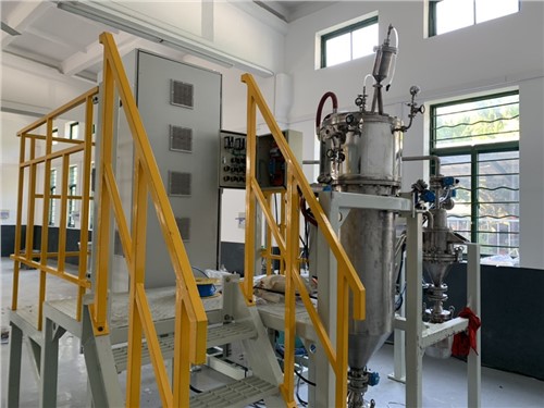 High-purity oxidation / nitridation / carbide powder material production equipment